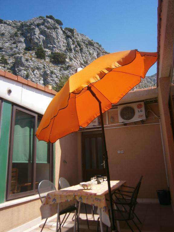 Villa Miranda - Croazia Omis Ruang foto