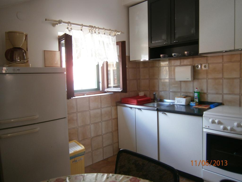 Villa Miranda - Croazia Omis Ruang foto