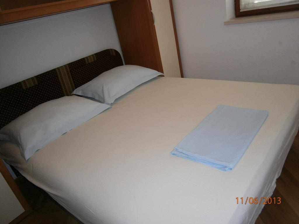 Villa Miranda - Croazia Omis Ruang foto