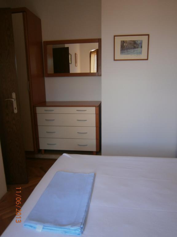 Villa Miranda - Croazia Omis Ruang foto