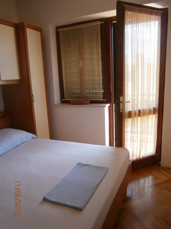 Villa Miranda - Croazia Omis Ruang foto