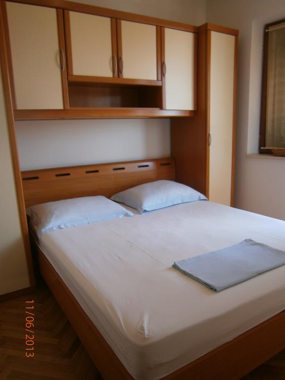 Villa Miranda - Croazia Omis Ruang foto
